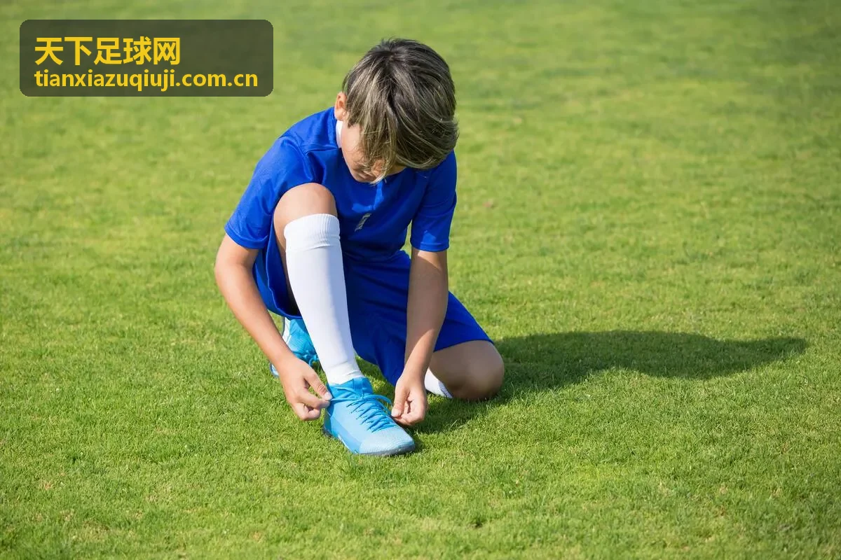 天下足球网转会传闻